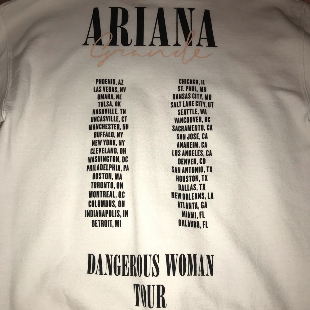 ARIANA GRANDE TOUR SWEATSHIRT